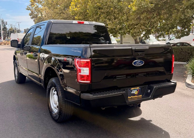 Ford F-150 Vehicle Full-screen Gallery Image 05