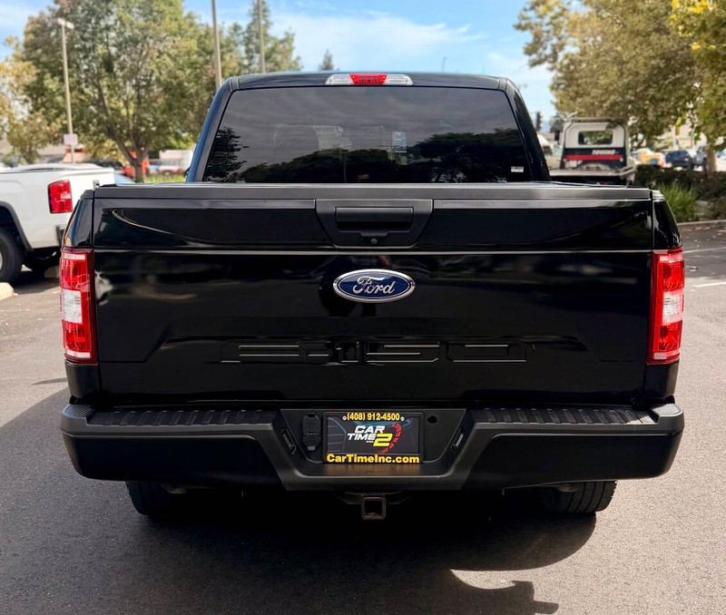 Ford F-150 Vehicle Full-screen Gallery Image 06