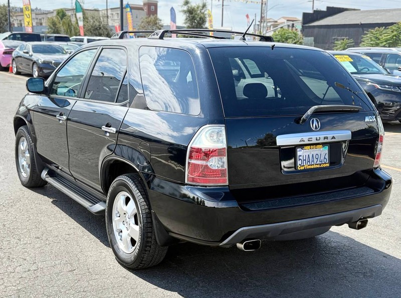 Acura MDX Vehicle Full-screen Gallery Image 07