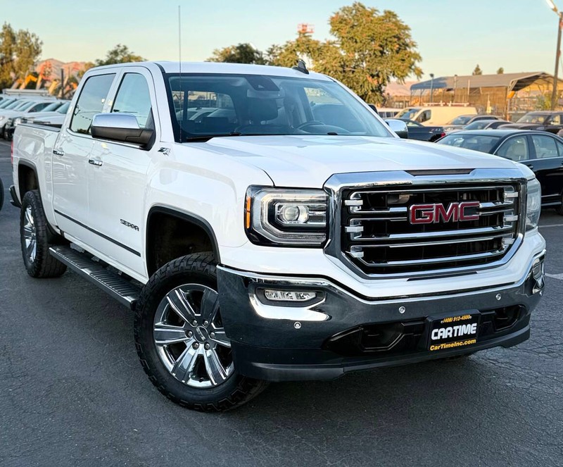 GMC Sierra 1500 Vehicle Full-screen Gallery Image 03
