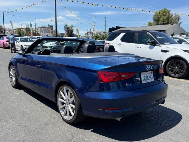 Audi A3 Vehicle Full-screen Gallery Image 03