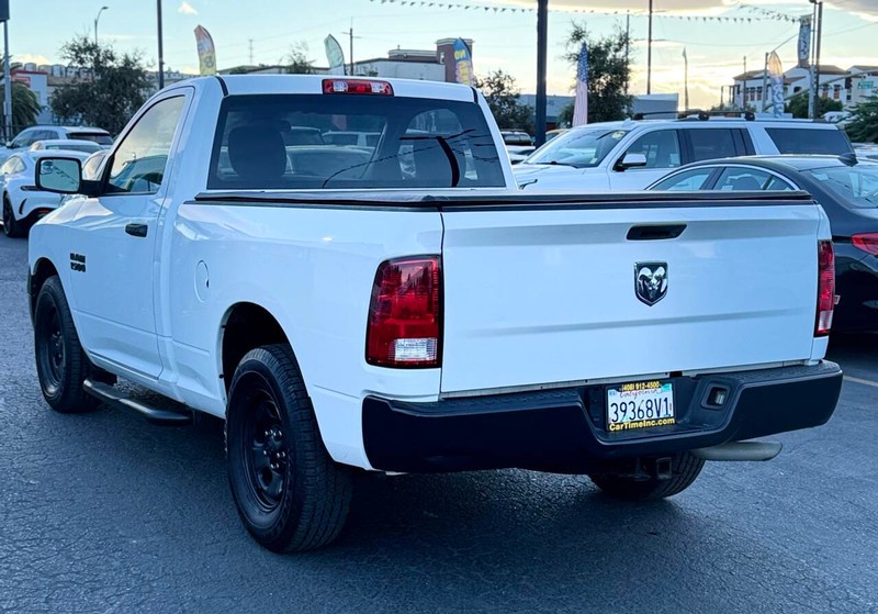 Ram 1500 Vehicle Full-screen Gallery Image 07