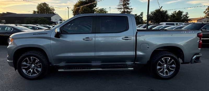 Chevrolet Silverado 1500 Vehicle Full-screen Gallery Image 09