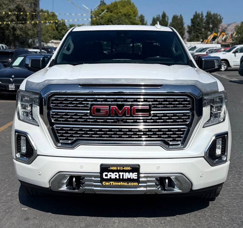 GMC Sierra 1500 Vehicle Full-screen Gallery Image 03