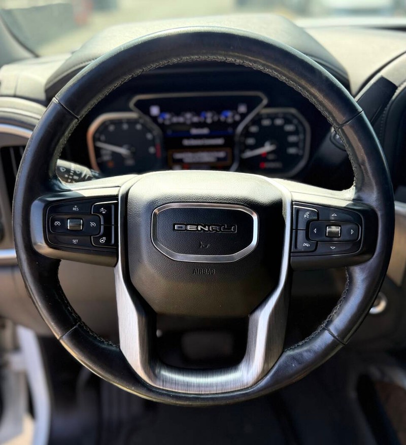 GMC Sierra 1500 Vehicle Full-screen Gallery Image 08