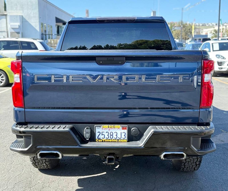 Chevrolet Silverado 1500 Vehicle Full-screen Gallery Image 05