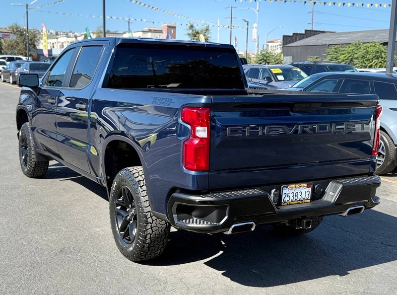 Chevrolet Silverado 1500 Vehicle Full-screen Gallery Image 06