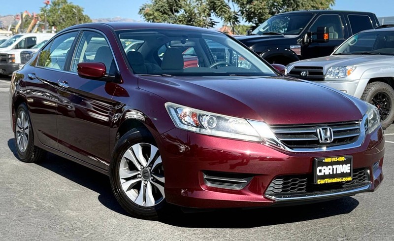 Honda Accord Sedan Vehicle Full-screen Gallery Image 02