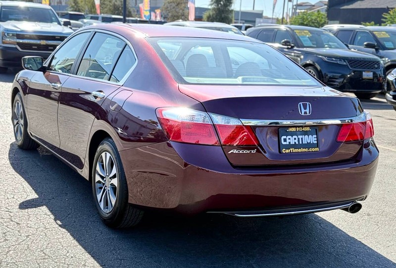 Honda Accord Sedan Vehicle Full-screen Gallery Image 06