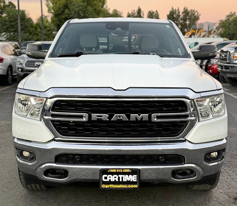 Ram 1500 Vehicle Full-screen Gallery Image 03