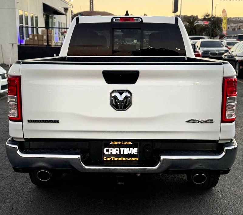 Ram 1500 Vehicle Full-screen Gallery Image 05