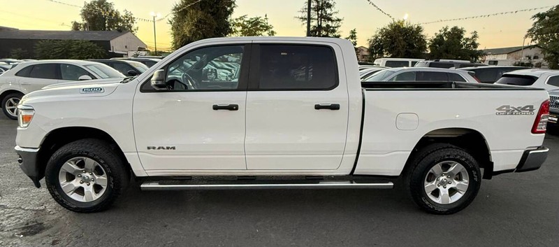 Ram 1500 Vehicle Full-screen Gallery Image 07