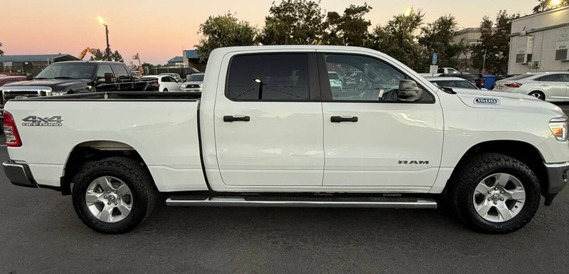 Ram 1500 Vehicle Full-screen Gallery Image 08