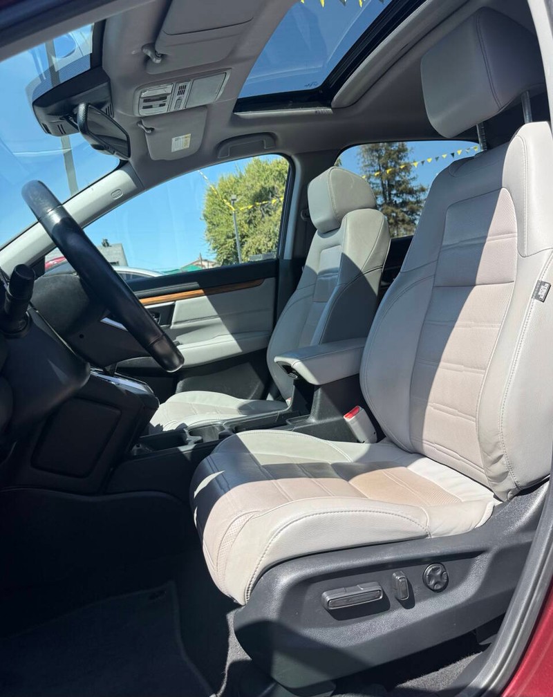 Honda CR-V Vehicle Full-screen Gallery Image 09