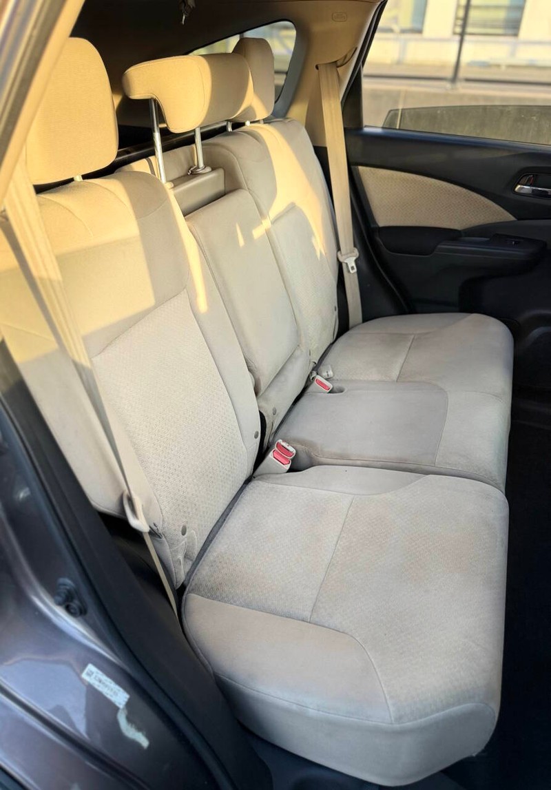 Honda CR-V Vehicle Full-screen Gallery Image 16