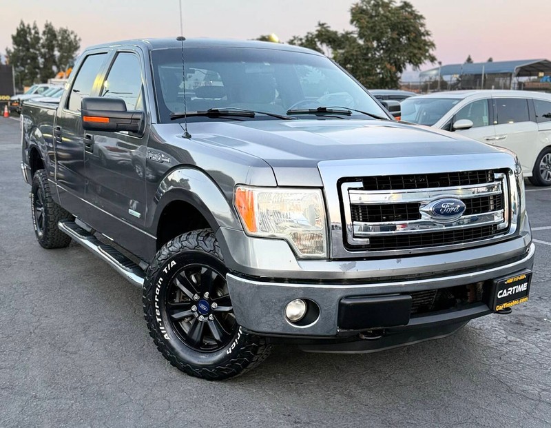 Ford F-150 Vehicle Full-screen Gallery Image 03