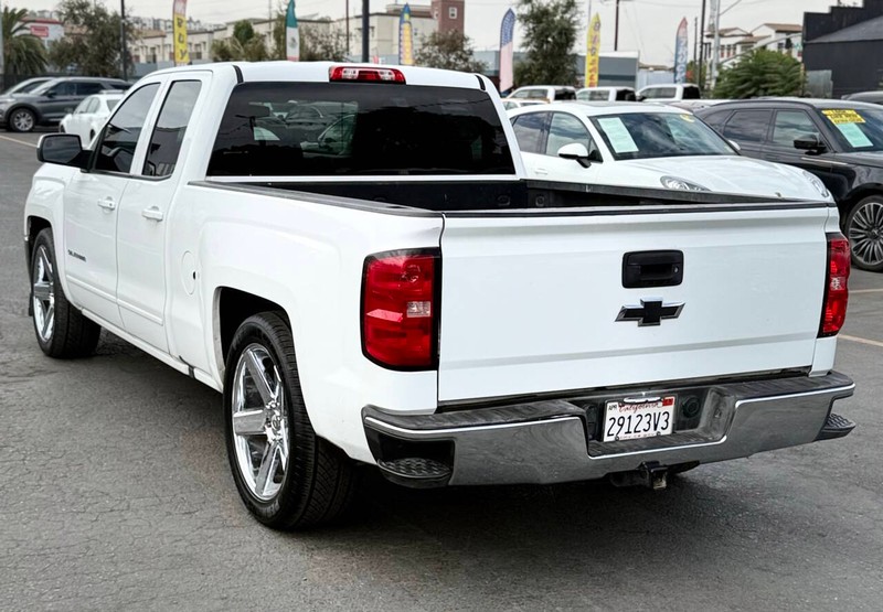 Chevrolet Silverado 1500 Vehicle Full-screen Gallery Image 06