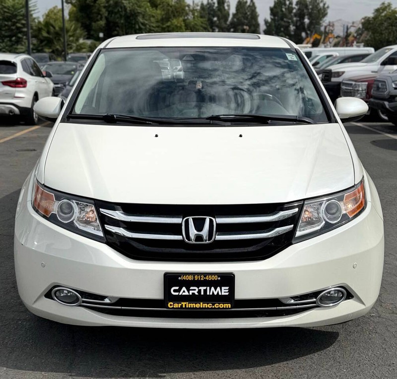 Honda Odyssey Vehicle Full-screen Gallery Image 02