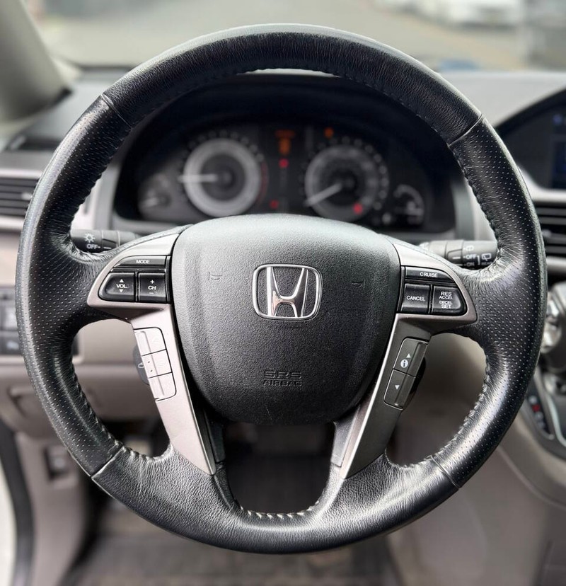 Honda Odyssey Vehicle Full-screen Gallery Image 10