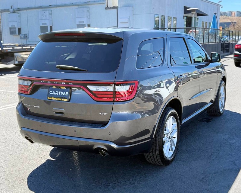 Dodge Durango Vehicle Full-screen Gallery Image 04