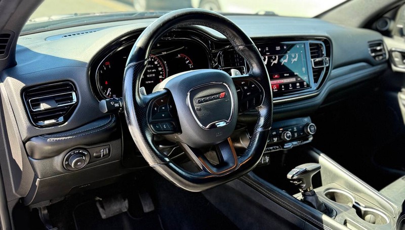 Dodge Durango Vehicle Full-screen Gallery Image 09
