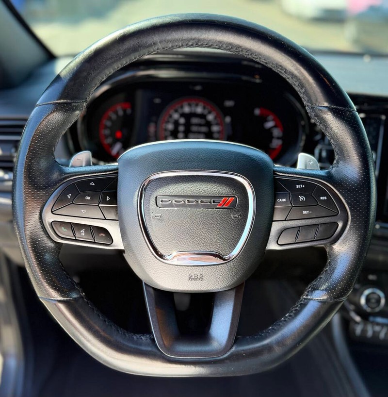 Dodge Durango Vehicle Full-screen Gallery Image 10