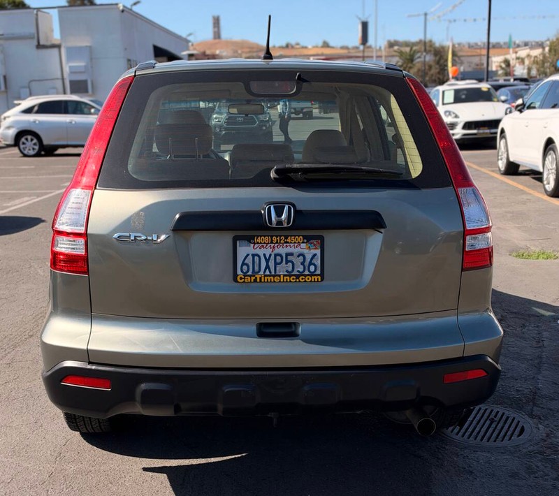 Honda CR-V Vehicle Full-screen Gallery Image 07