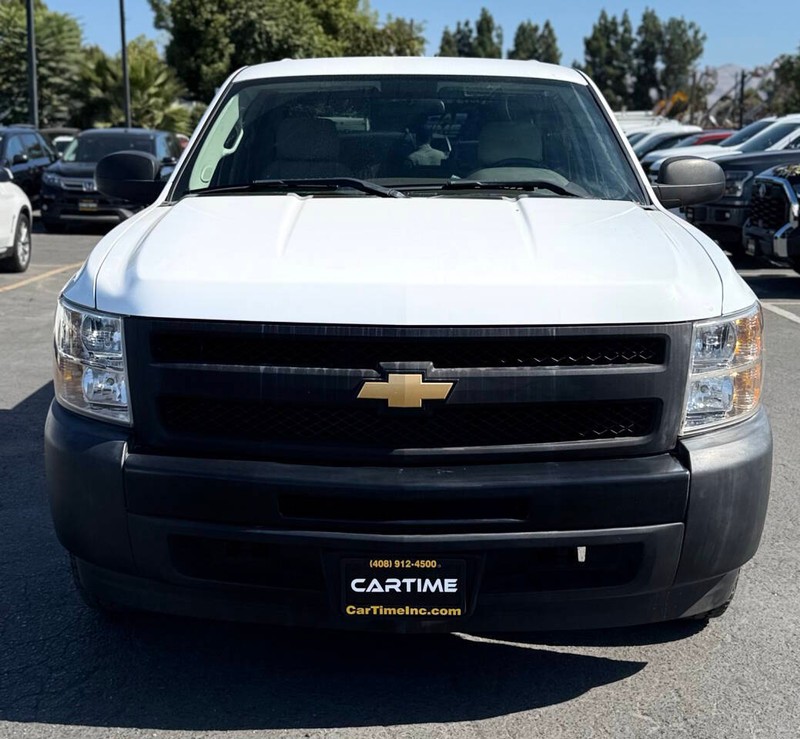 Chevrolet Silverado 1500 Hybrid Vehicle Full-screen Gallery Image 02