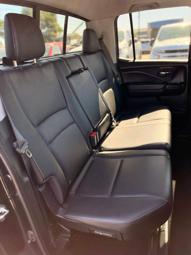 Honda Ridgeline Vehicle Full-screen Gallery Image 13