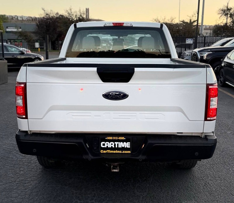 Ford F-150 Vehicle Full-screen Gallery Image 05
