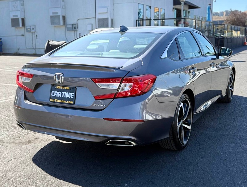 Honda Accord Sedan Vehicle Full-screen Gallery Image 04