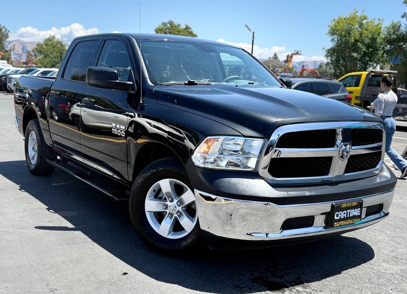 Ram 1500 Vehicle Full-screen Gallery Image 02