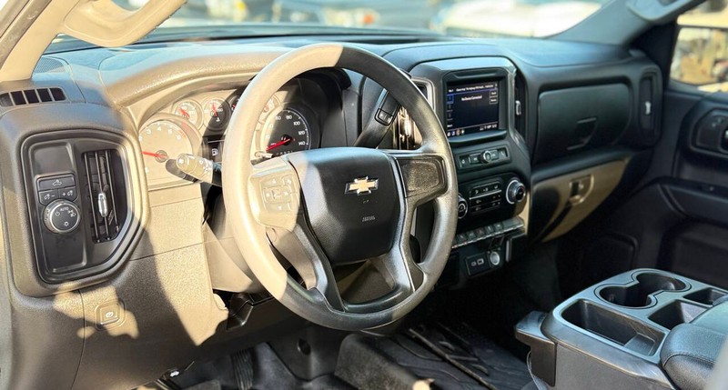 Chevrolet Silverado 1500 Vehicle Full-screen Gallery Image 08
