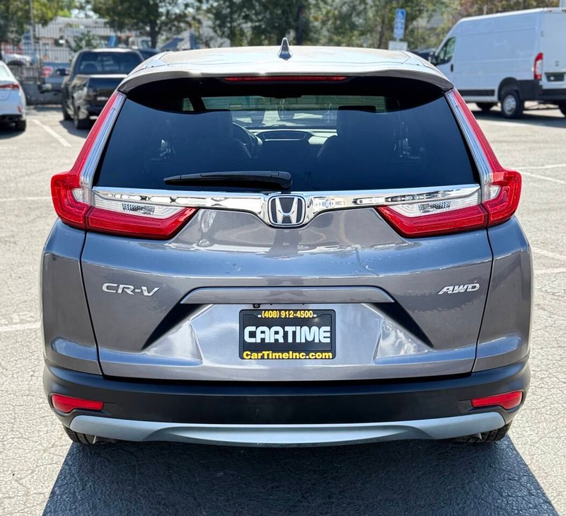 Honda CR-V Vehicle Full-screen Gallery Image 05