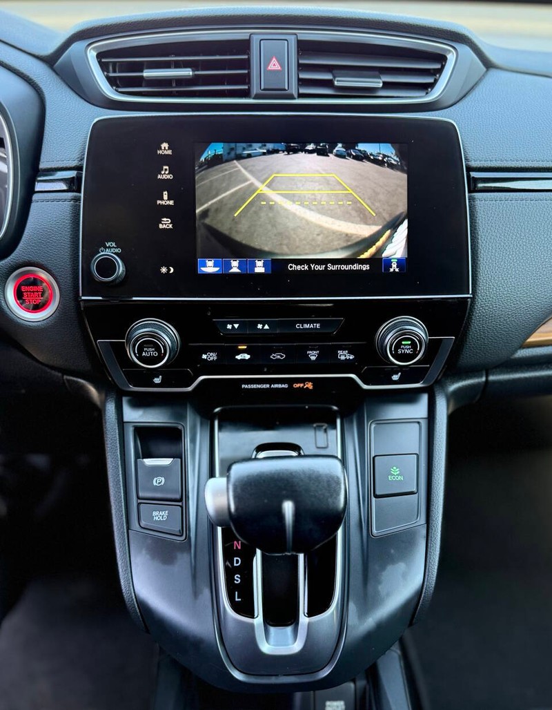 Honda CR-V Vehicle Full-screen Gallery Image 11