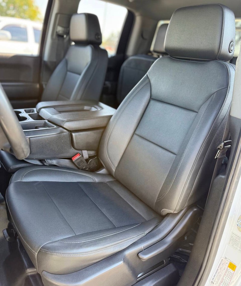 Chevrolet Silverado 1500 Vehicle Full-screen Gallery Image 08