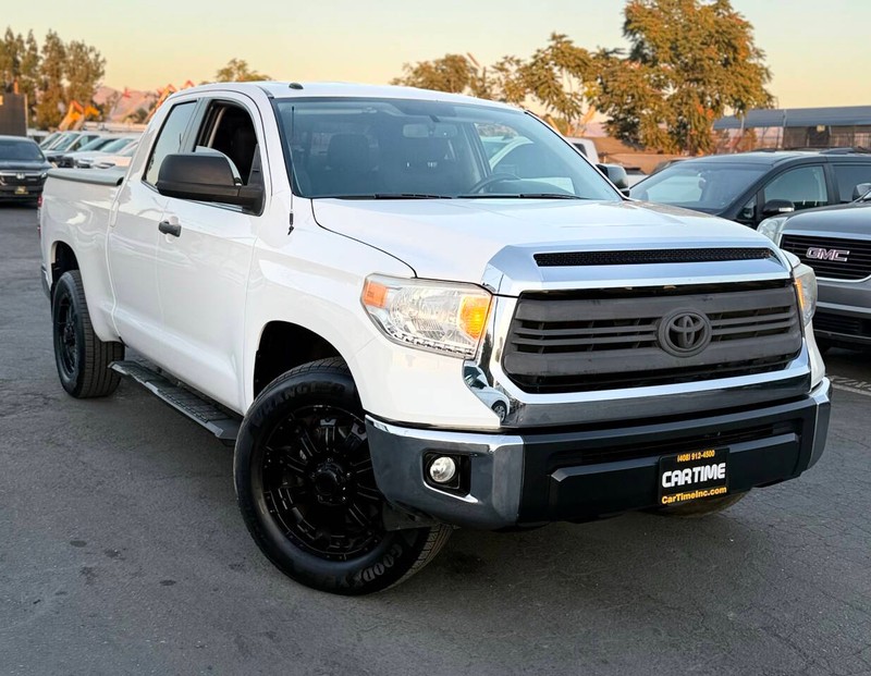 Toyota Tundra 2WD Vehicle Full-screen Gallery Image 03