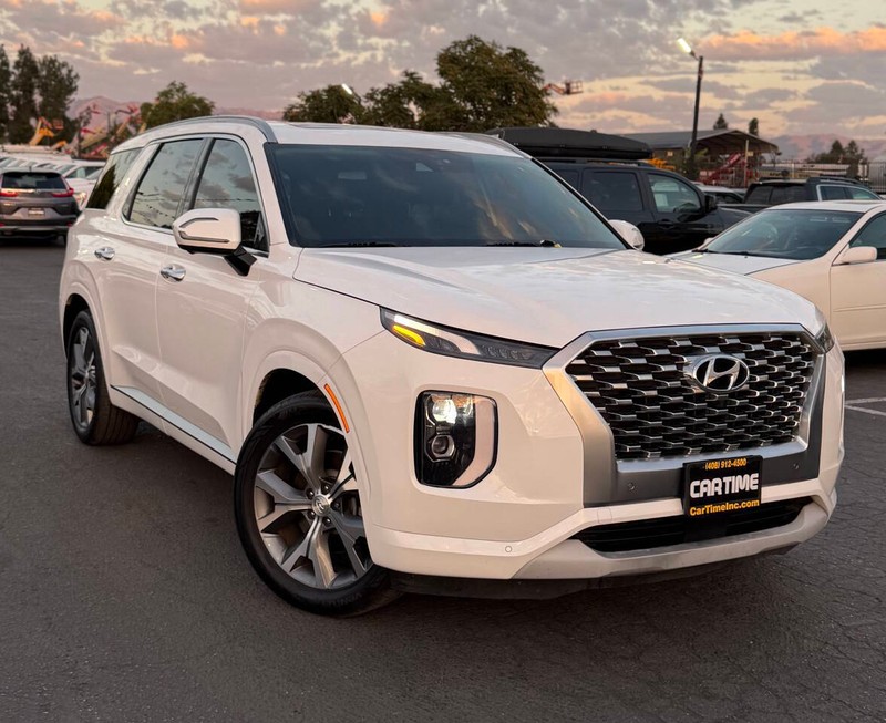 Hyundai Palisade Vehicle Full-screen Gallery Image 03