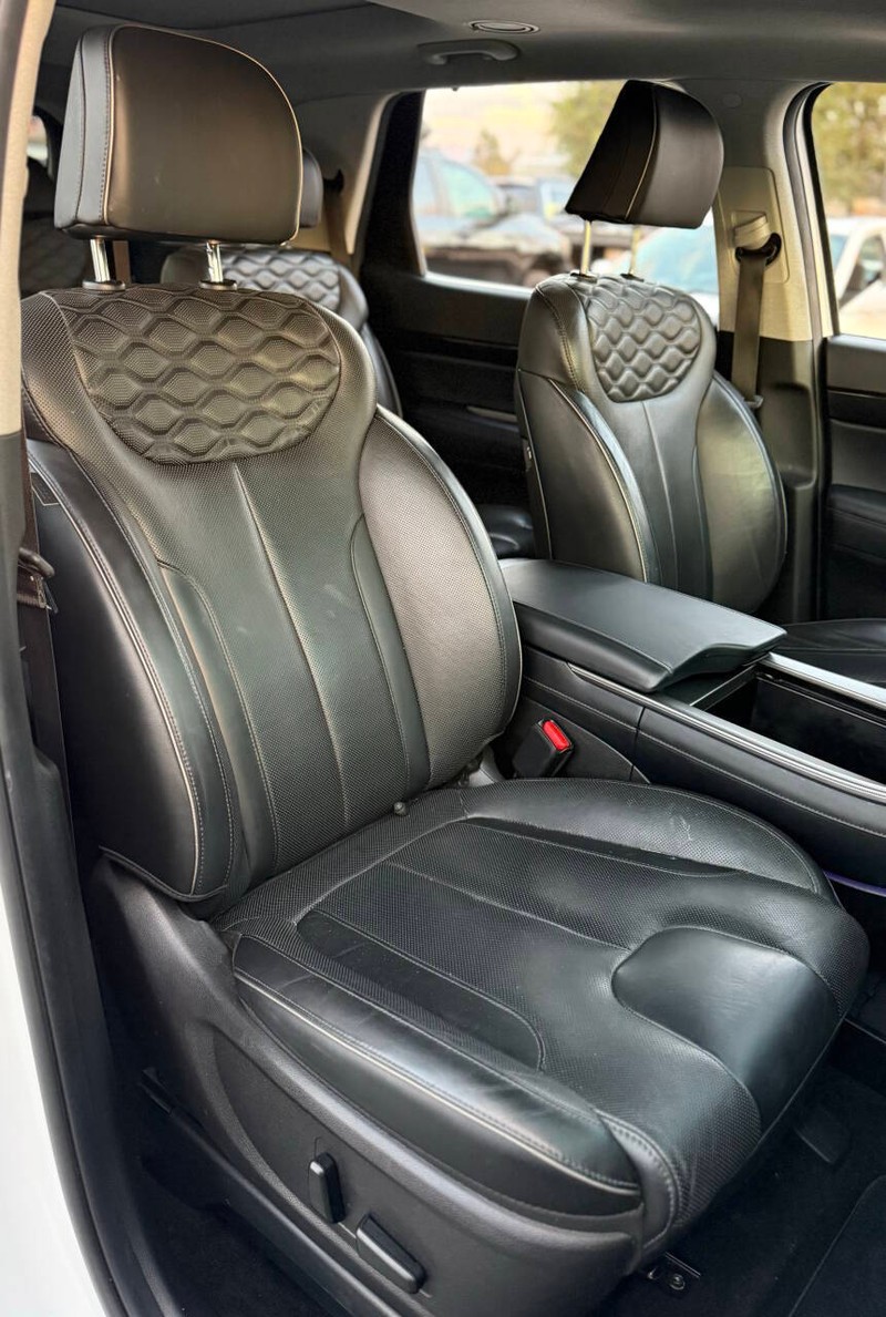 Hyundai Palisade Vehicle Full-screen Gallery Image 14