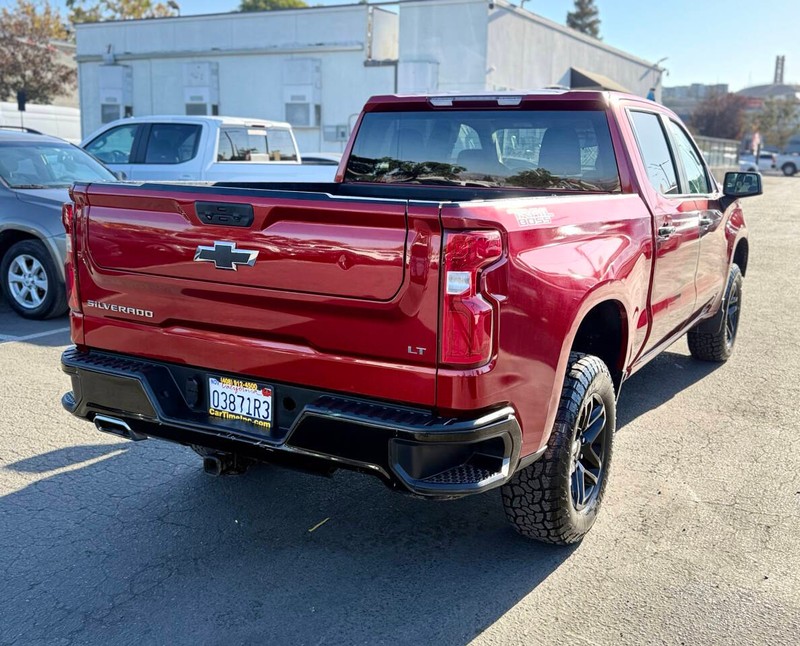 Chevrolet Silverado 1500 Vehicle Full-screen Gallery Image 06