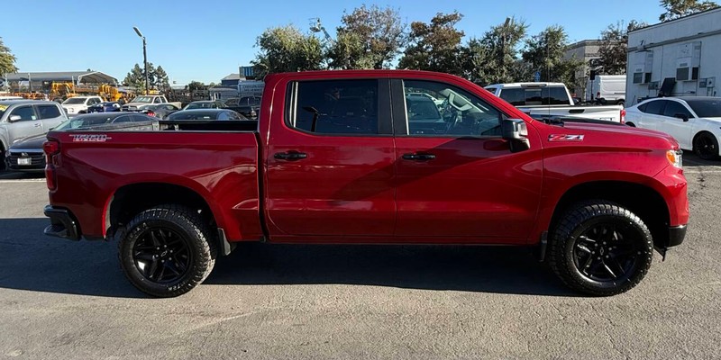 Chevrolet Silverado 1500 Vehicle Full-screen Gallery Image 09