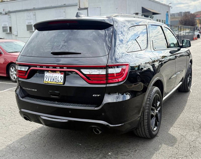 Dodge Durango Vehicle Full-screen Gallery Image 04