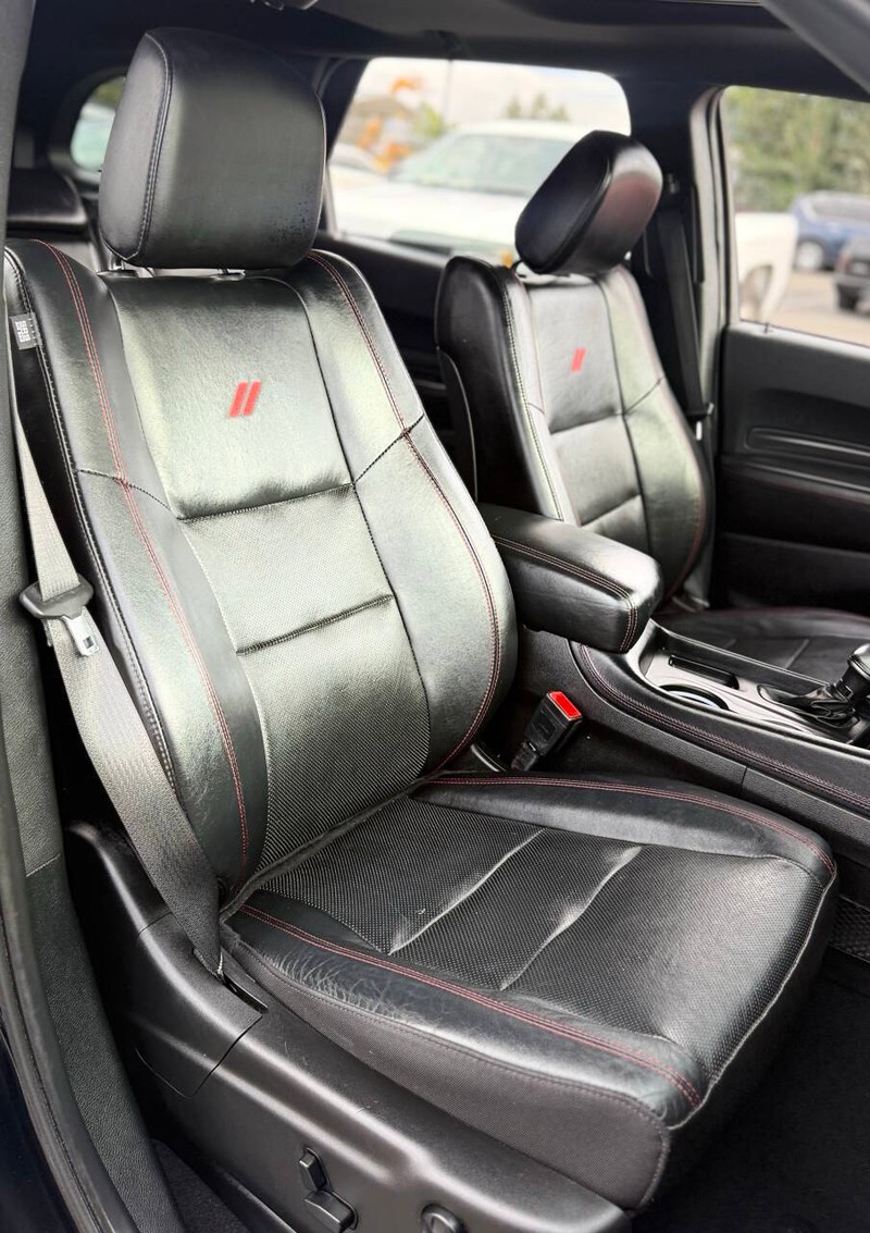 Dodge Durango Vehicle Full-screen Gallery Image 14