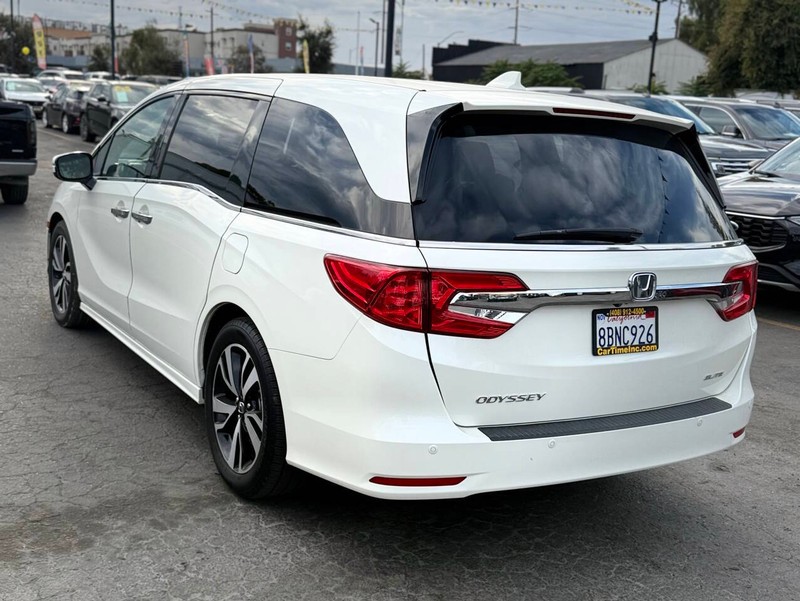 Honda Odyssey Vehicle Full-screen Gallery Image 06