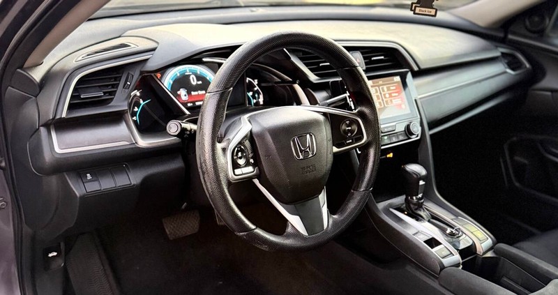 Honda Civic Sedan Vehicle Full-screen Gallery Image 09