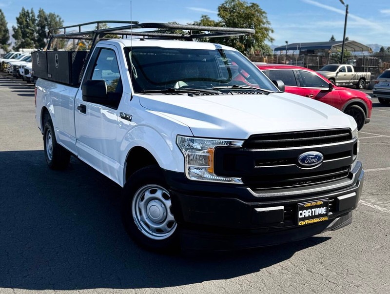 Ford F-150 Vehicle Full-screen Gallery Image 03