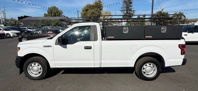 Ford F-150 Vehicle Full-screen Gallery Image 07
