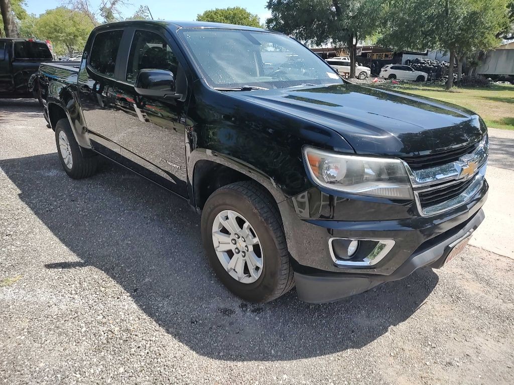 Chevrolet COLORADO Vehicle Full-screen Gallery Image 02