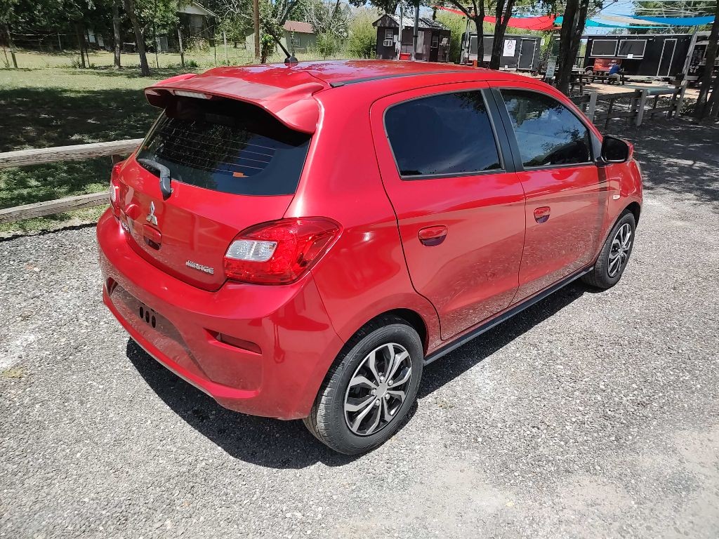 Mitsubishi Mirage Vehicle Full-screen Gallery Image 04