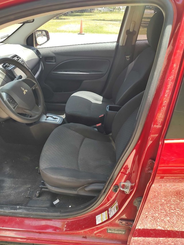 Mitsubishi Mirage Vehicle Full-screen Gallery Image 05